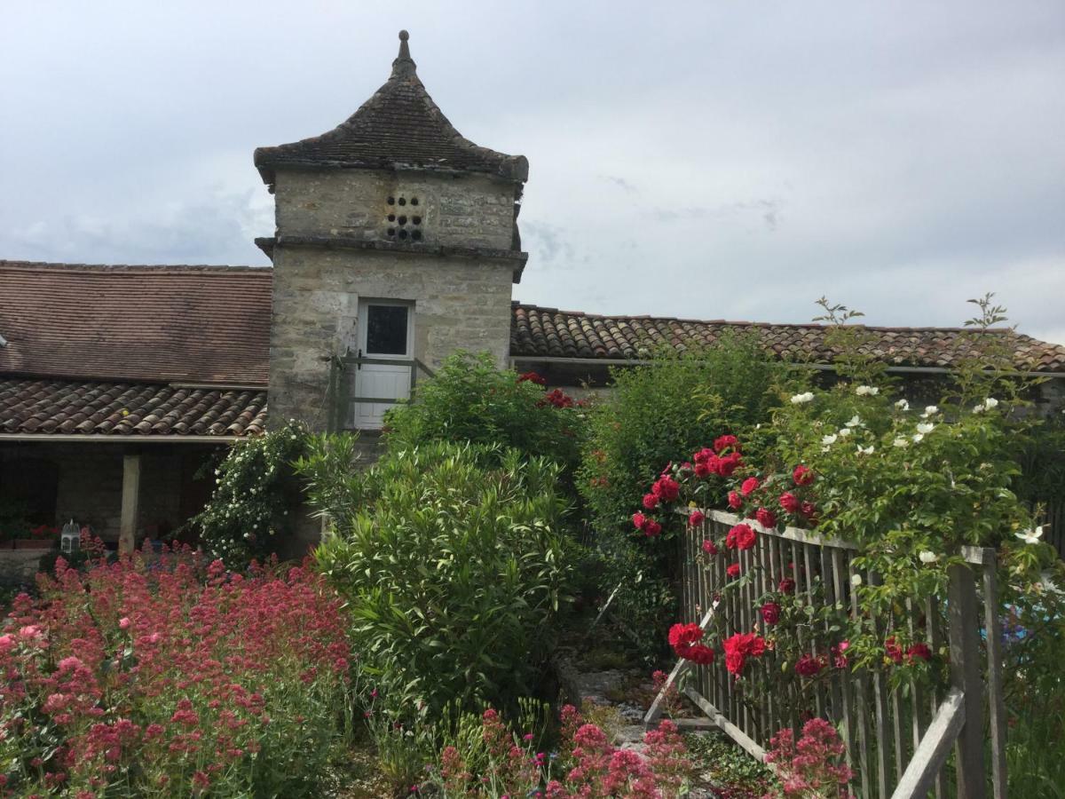 Les Gites Perard Caylus Eksteriør bilde